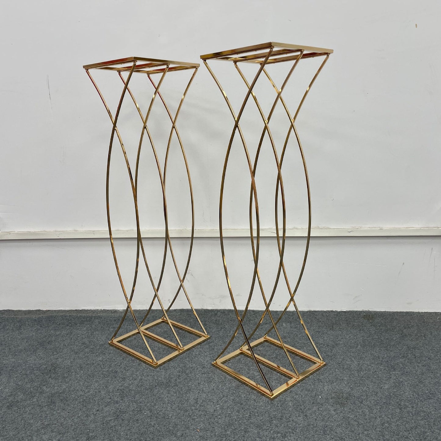 Detachable Luxe Gold Floral Stand - Metal Wedding Centerpiece