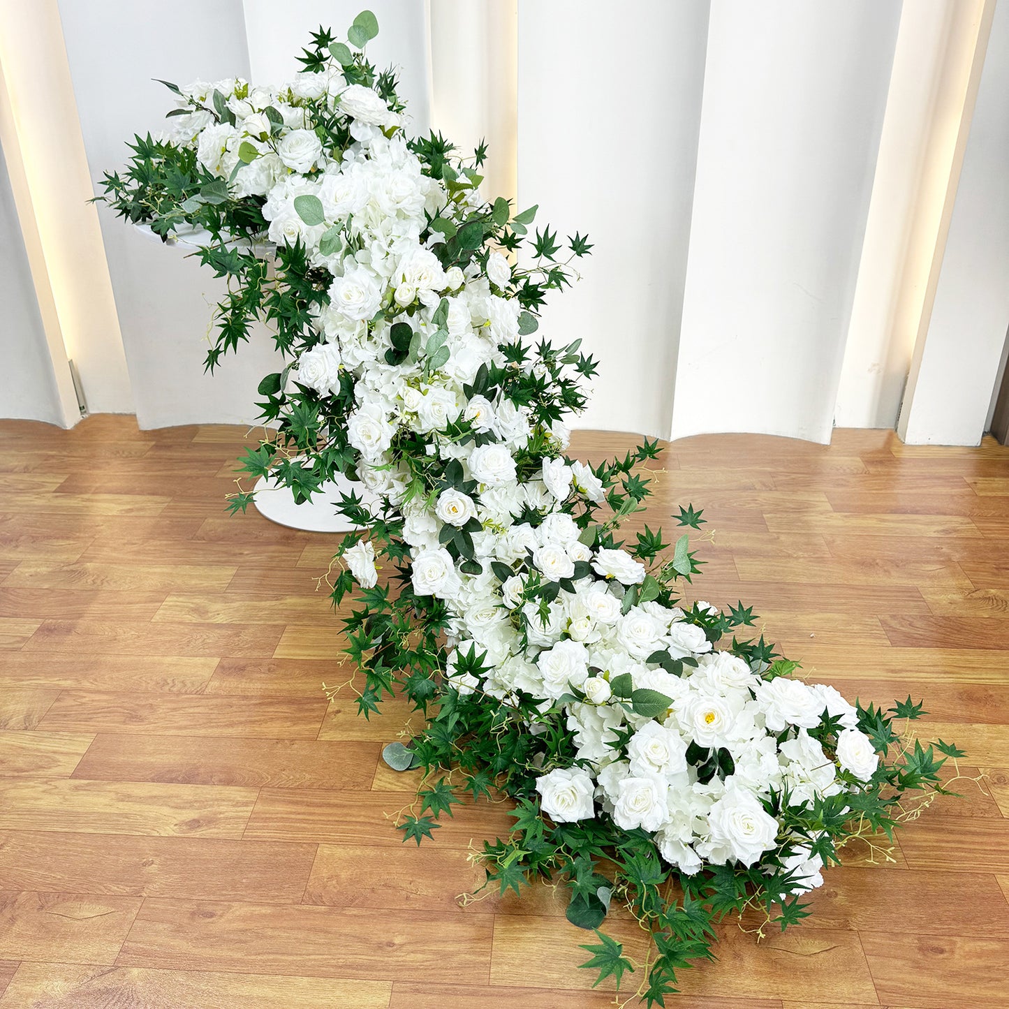 Luxury 8ft Cascading Floral Runner – Real-Touch Silk Wedding Centerpiece